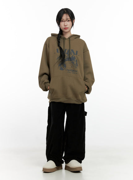 chic-graphic-oversized-hoodie-cn407