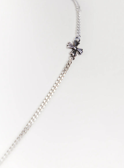 gothic-cross-necklace-in514