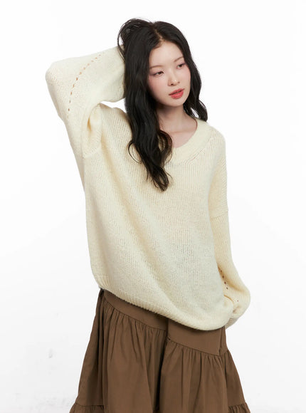 oversized-v-neck-knit-sweater-co530