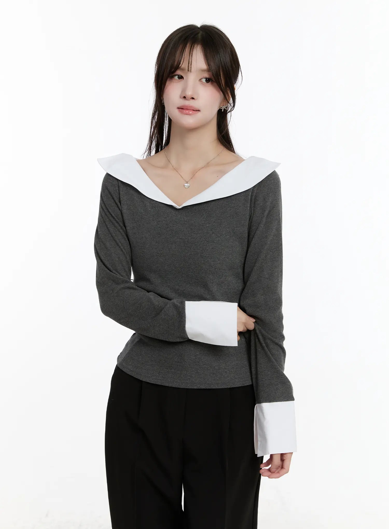 off-shoulder-contrast-long-sleeve-top-cm510 / Dark gray