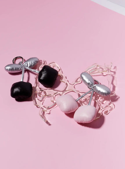 plush-cherry-keyring-im527