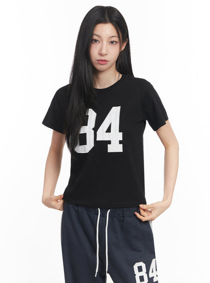 lace-embroidered-84-graphic-tee-iy516