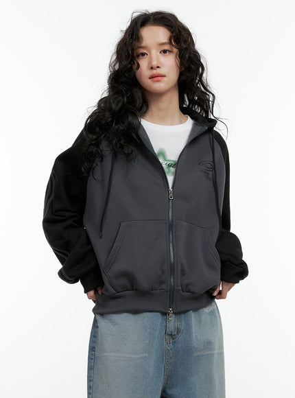 oversized-zip-up-hoodie-on404