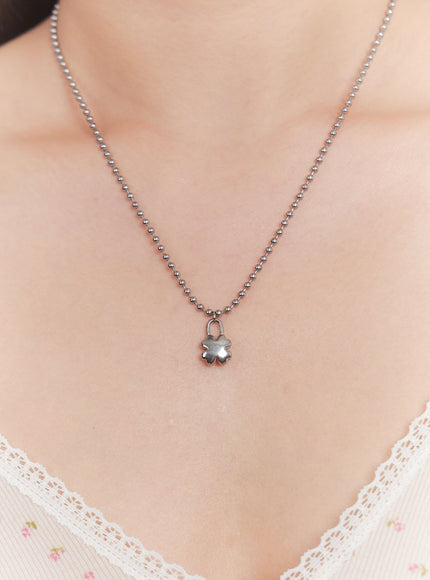 lucky-necklace-iy501