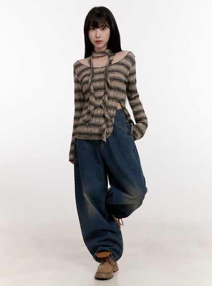distressed-striped-sweater-with-scarf-cj531