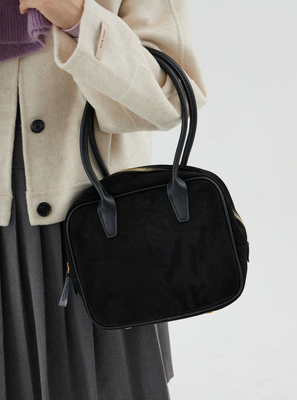 Square Zipper Shoulder Bag ON04