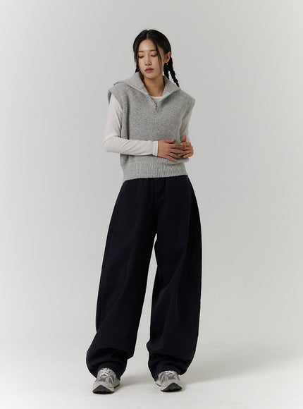 half-zip-sweater-vest-cd312