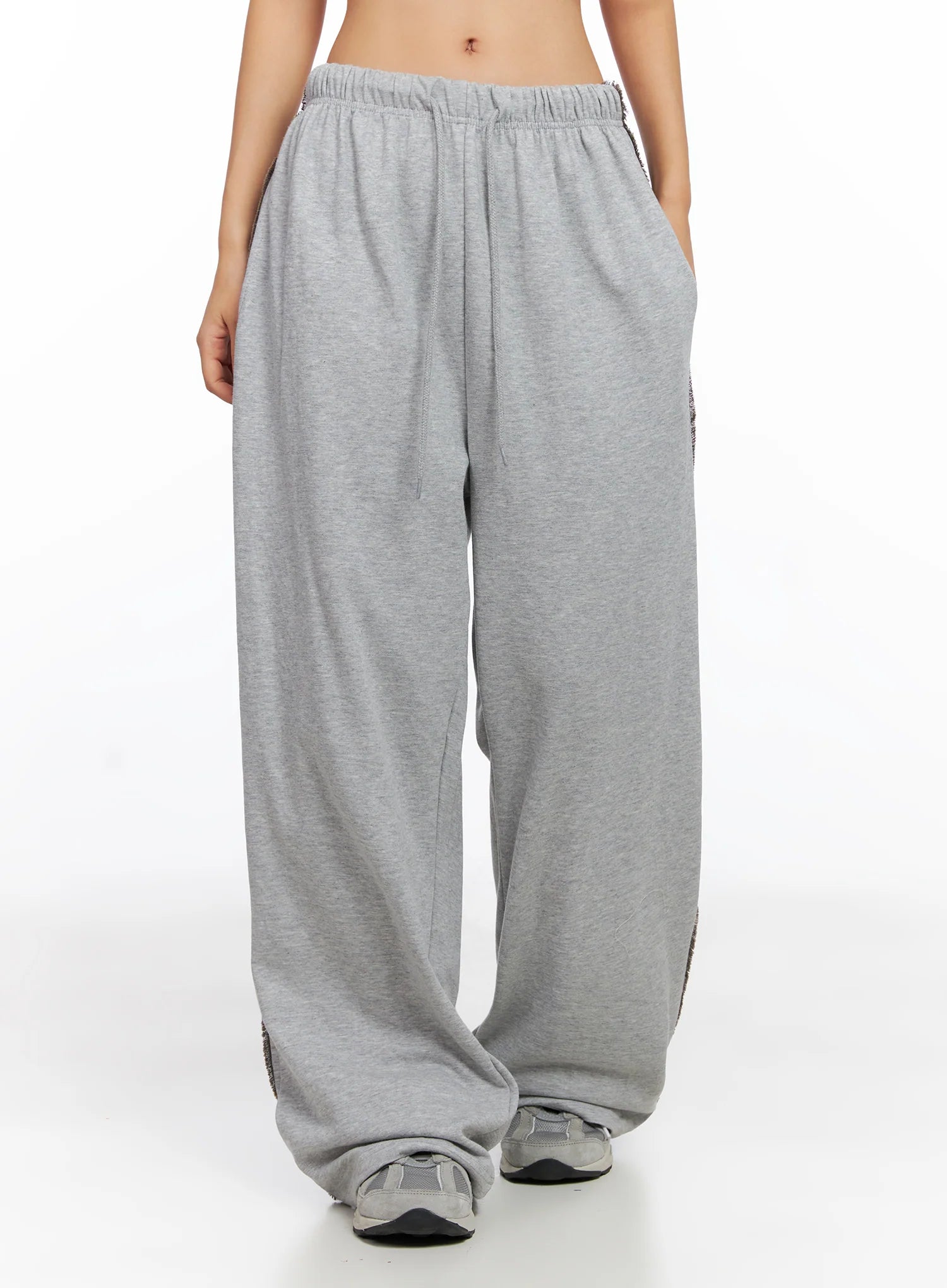 camo-accent-wide-leg-sweatpants-co514 / Gray