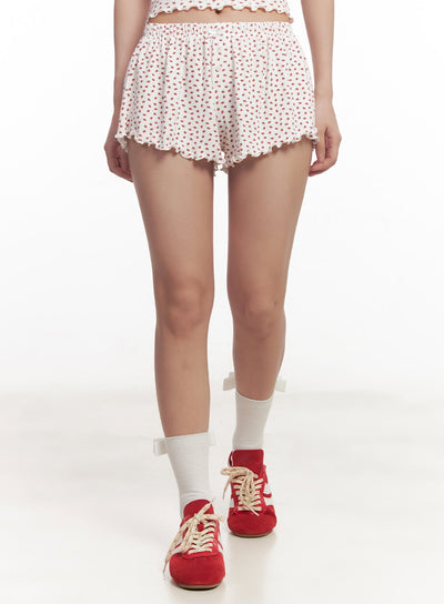 graphic-print-lettuce-edge-shorts-ca525 / White