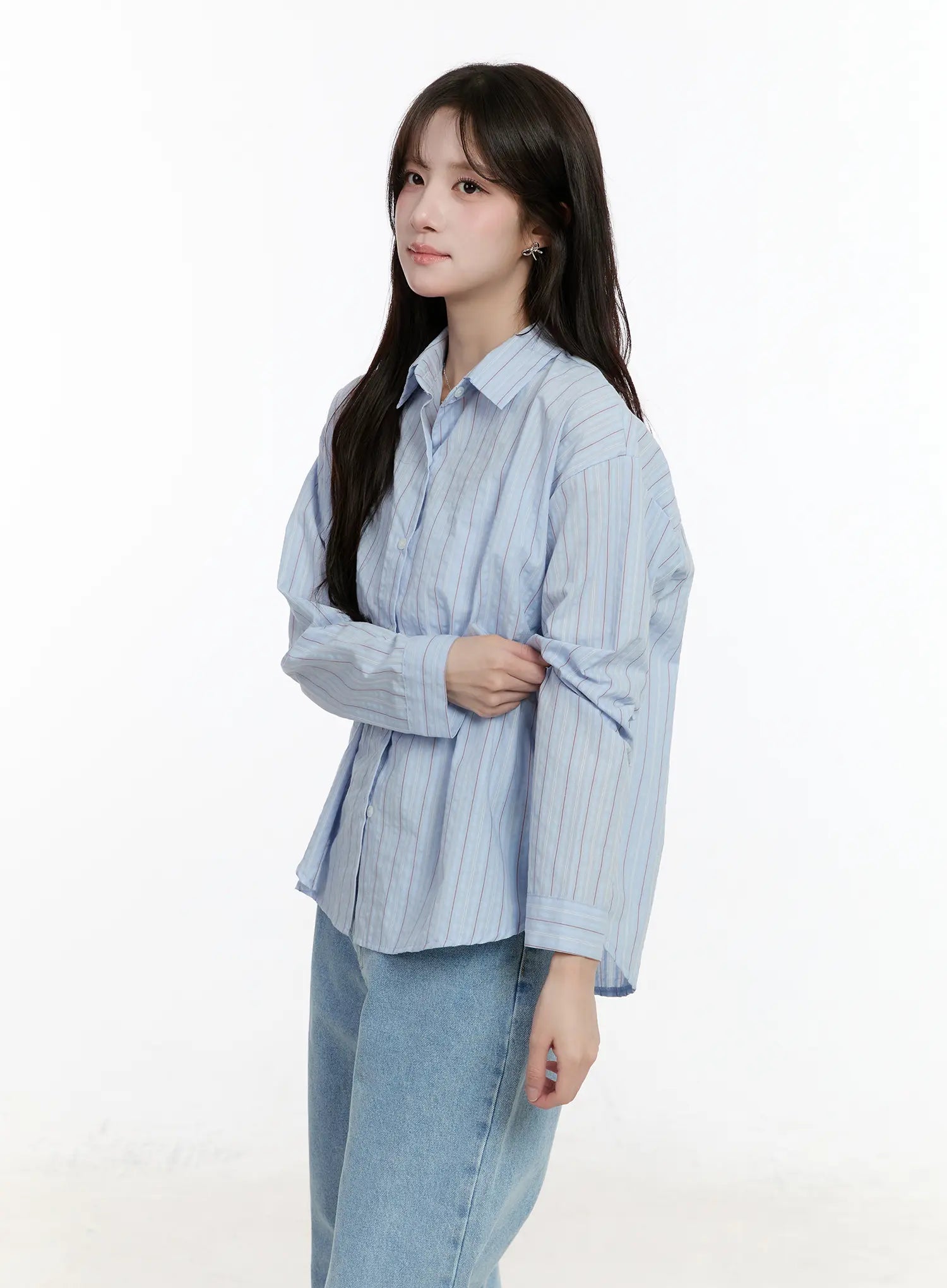 striped-casual-long-sleeve-shirt-cm510 / Light blue
