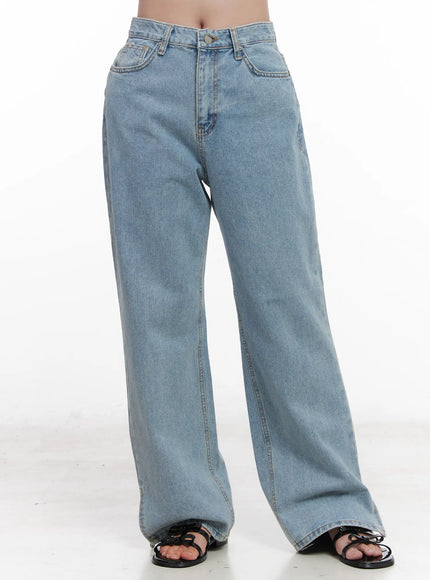 hyuna-slit-straight-fit-jeans-cu525 / Light blue