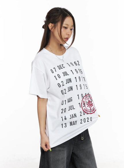 graphic-date-print-t-shirt-cm520 / White