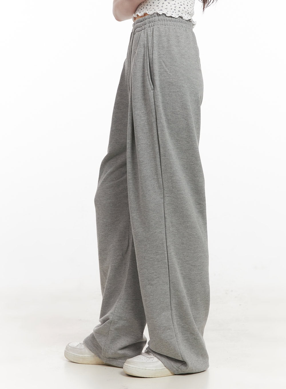 Pintuck Straight-Leg Sweatpants CJ528