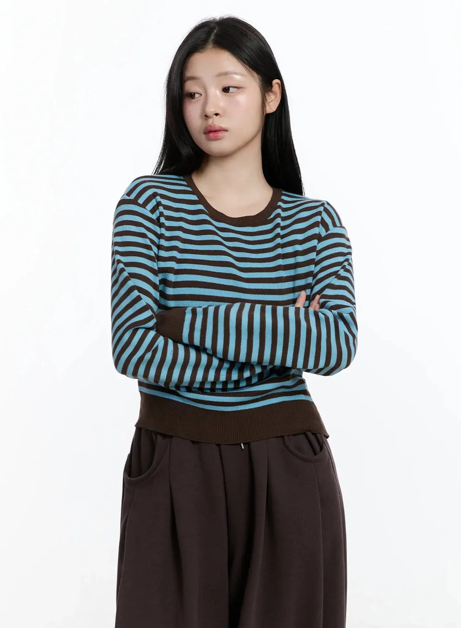 Striped Round Neck Knit Top IM519