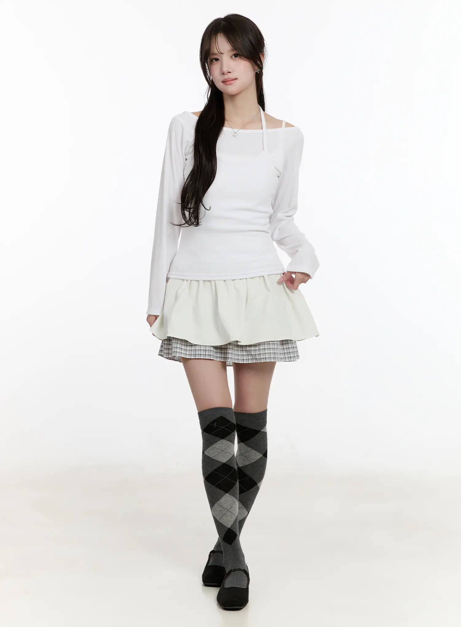 layered-off-shoulder-long-sleeve-top-cm510