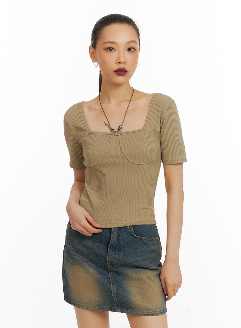 ribbed-slim-fit-square-neck-top-ia417
