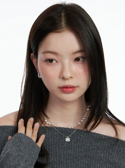 Elegant Cubic Faux-Pearl Earrings IN510