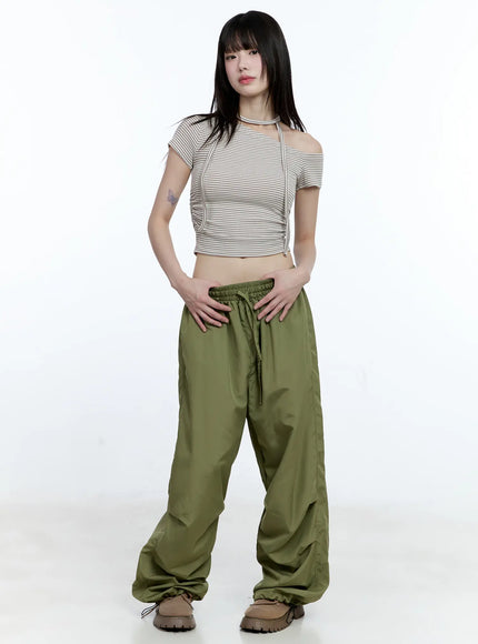 wide-leg-nylon-pintuck-pants-cg507