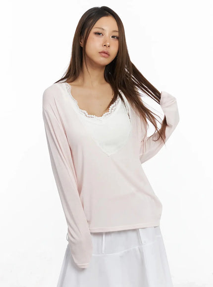 lace-trim-v-neck-relaxed-top-iy504