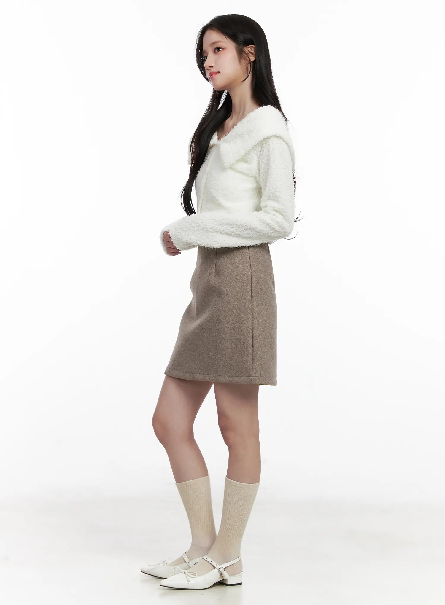 Fuzzy Collar Cropped Cardigan CN526