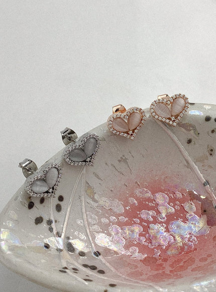 bloom-faux-pearl-heart-earrings-ia517