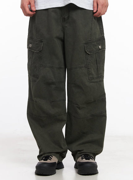 mens-wide-fit-cargo-pants-iu512