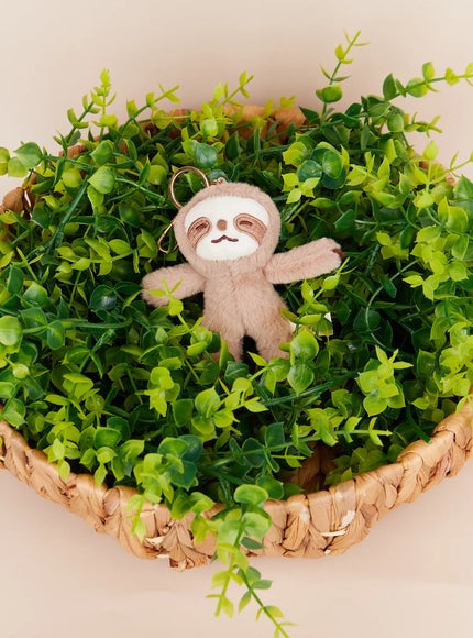 soft-sloth-keyring-im527