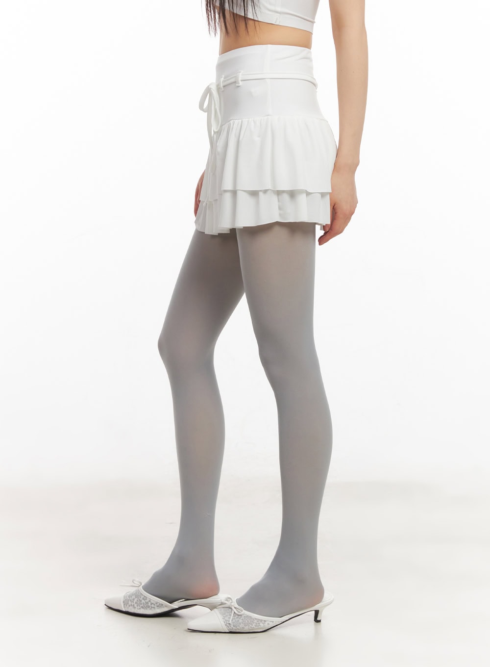 string-ribbon-ruffle-mini-skirt-ca522