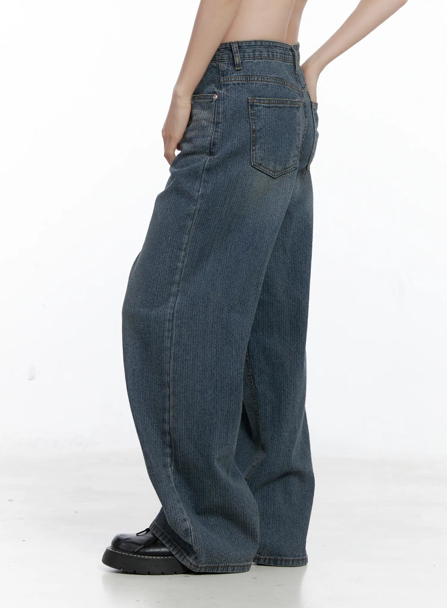 riley-washed-baggy-jeans-co503