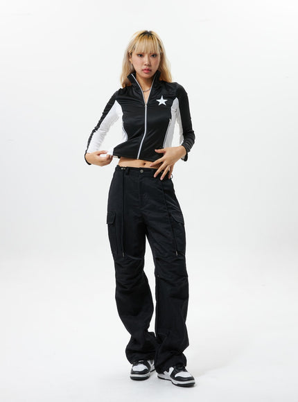 loosefit-cargo-parachute-pants-is319