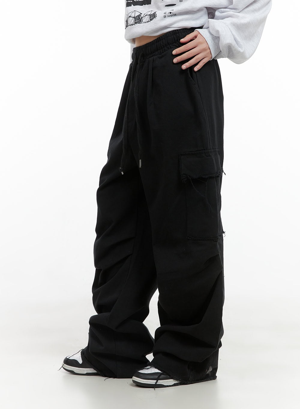 cotton-banded-waist-cargo-pants-cs412