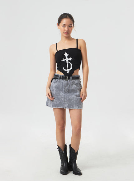 Thin Strap Graphic Top CM329