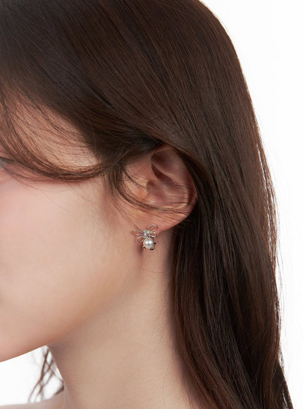 pearl-ribbon-earrings-cj515