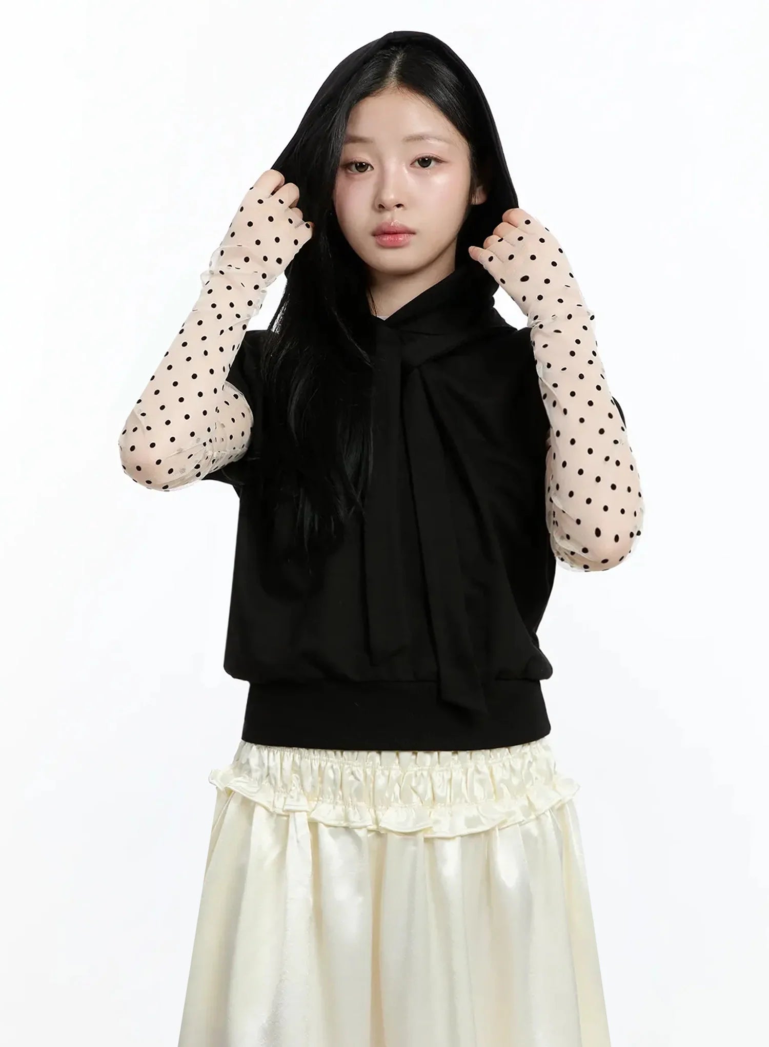 ribbon-detail-short-sleeve-hoodie-im519