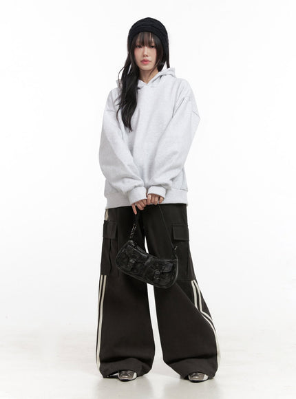 oversized-solid-hooded-sweatshirt-in427