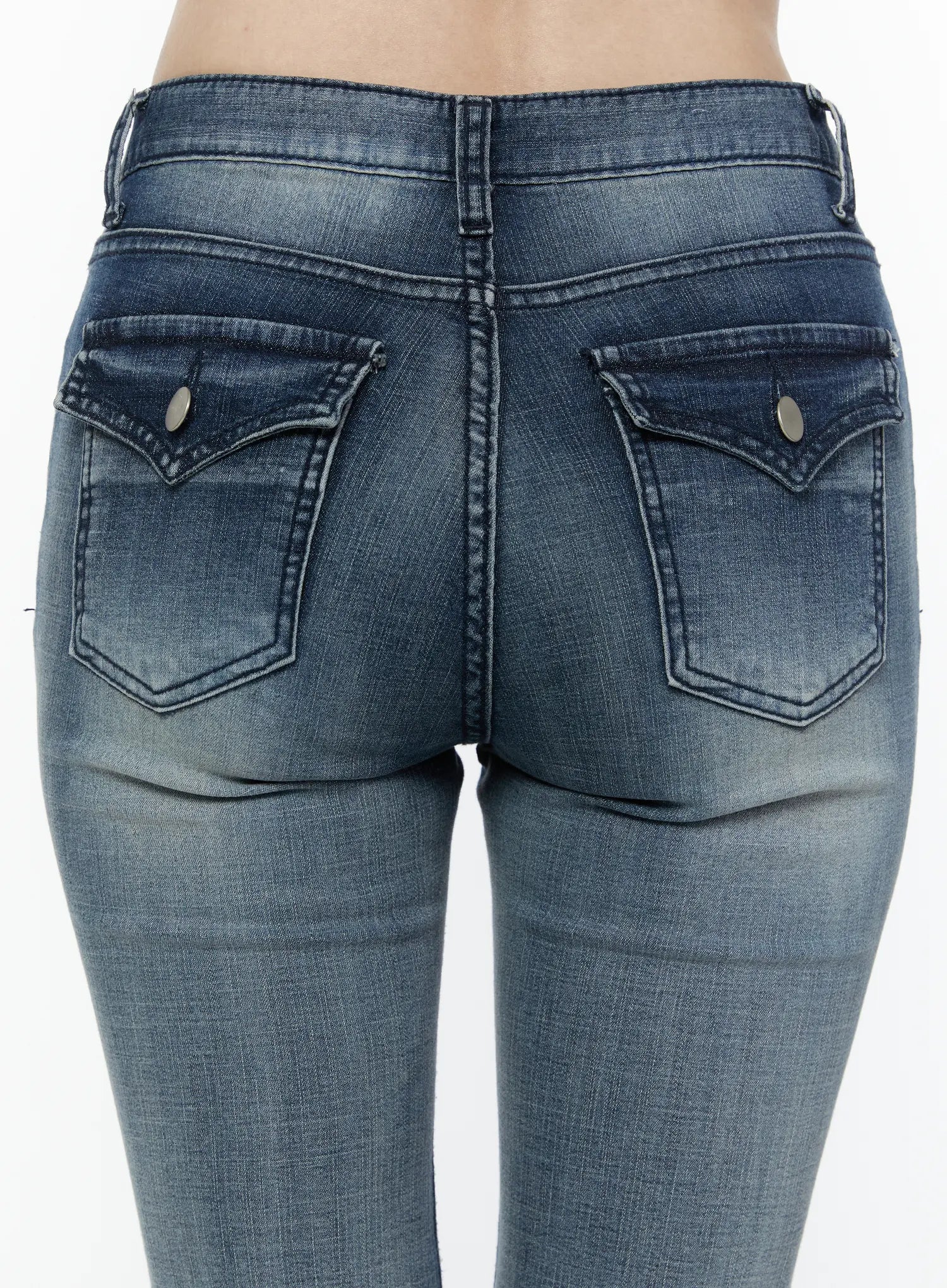 kumi-flared-low-rise-jeans-iu505