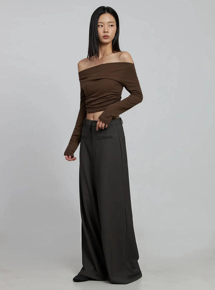 wide-leg-tailored-trousers-im520