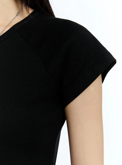slim-fit-cropped-tee-iu523