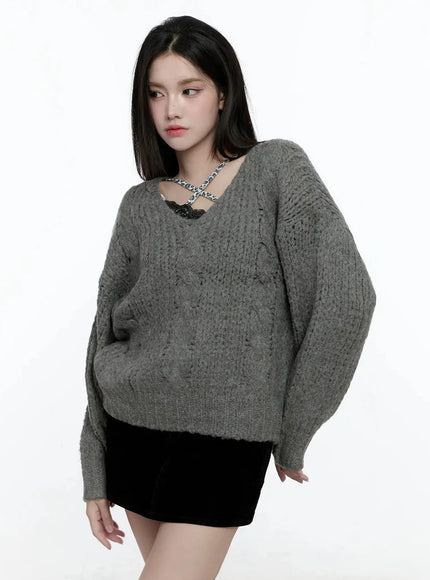 chunky-cable-knit-v-neck-sweater-io527