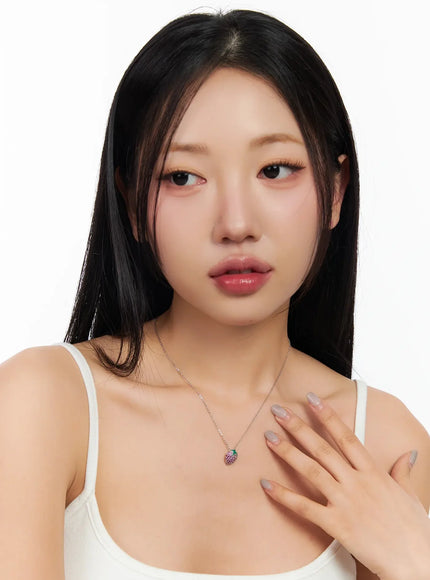 strawberry-cubic-necklace-im531