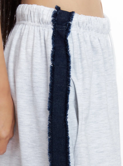 relaxed-fit-denim-stripe-sweatpants-co517