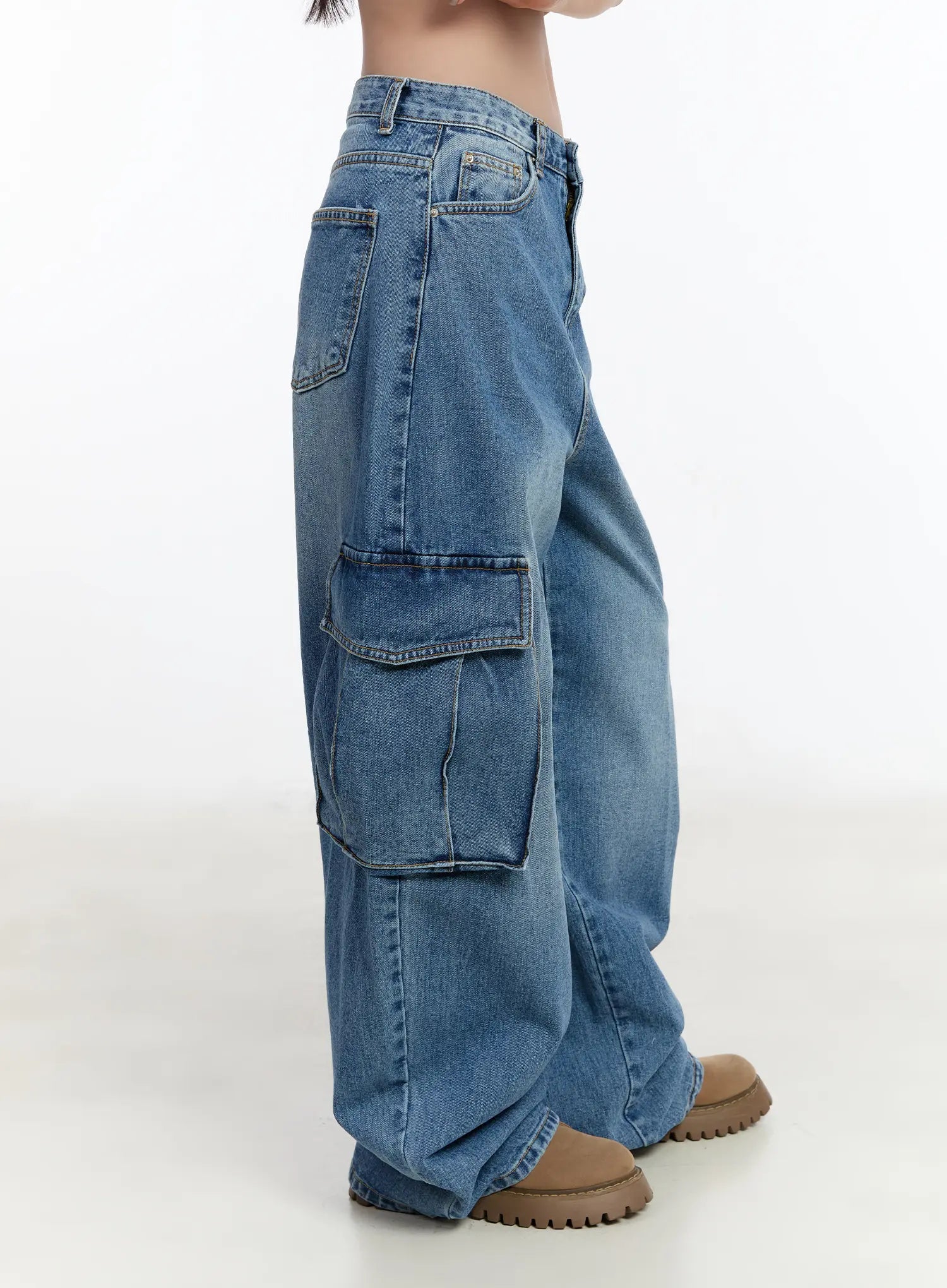 valeria-wide-leg-cargo-jeans-cm511