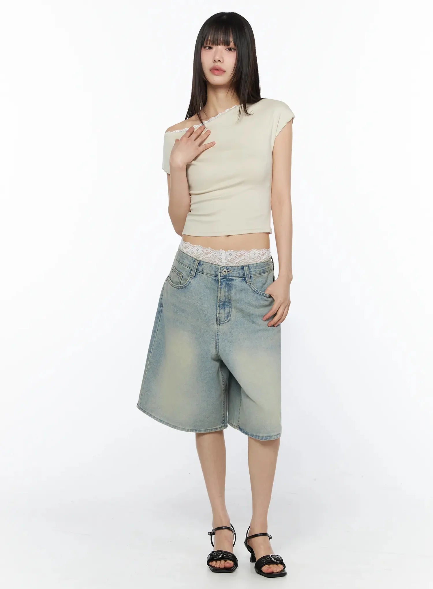 lace-trim-off-shoulder-crop-top-iy525