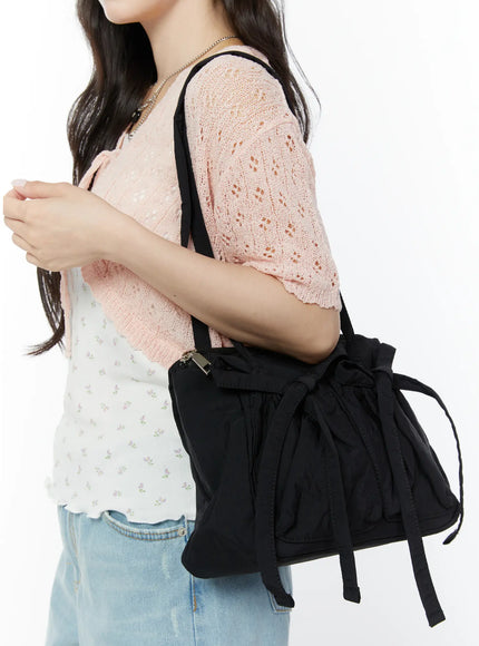 ribbon-pocket-shoulder-bag-iy507