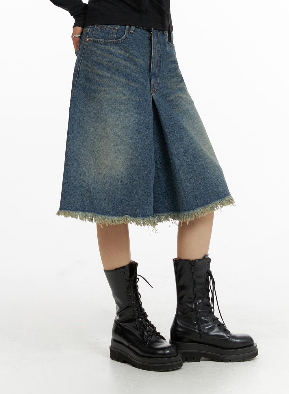 baggy-flare-jorts-cf429