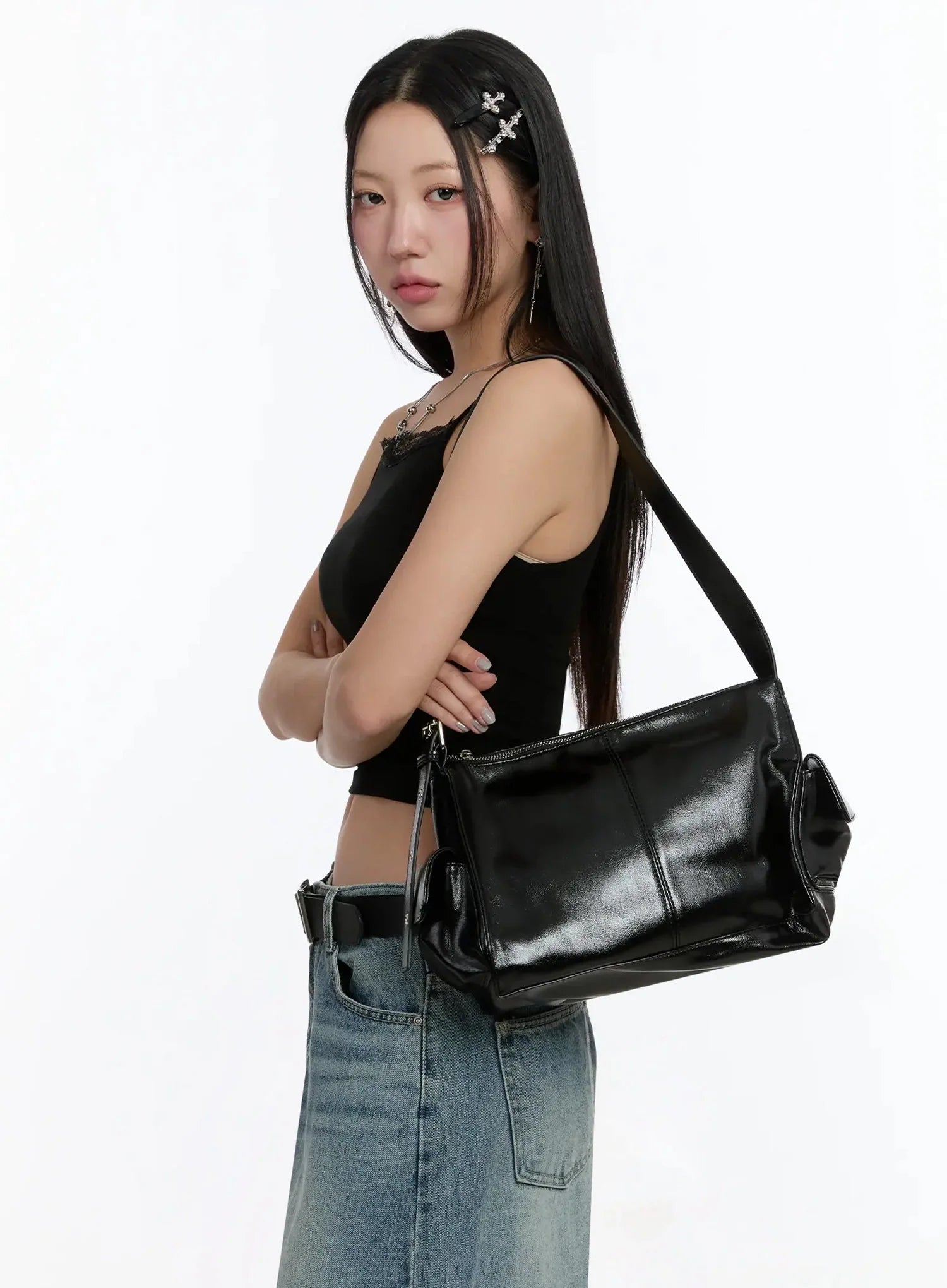 glossy-pocket-shoulder-bag-im509