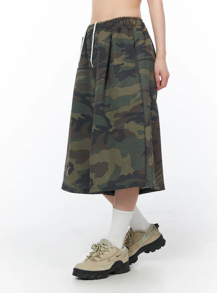 camouflage-patterned-bermuda-shorts-cy508