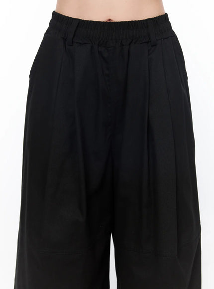 pleated-bermuda-pants-ca528