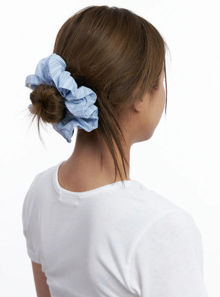 essential-striped-scrunchie-cl514