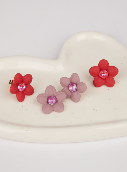 aurora-blossom-petal-earrings-pink-im531